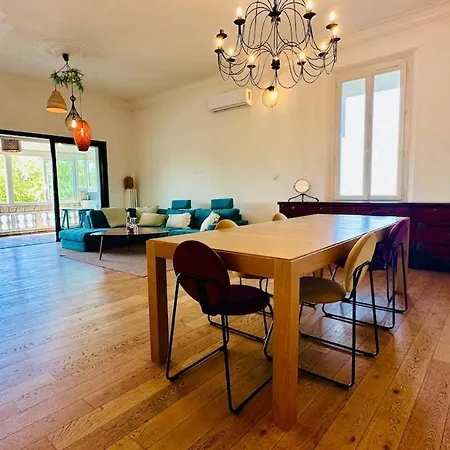 Lumineux Et Elegant De Standing Apartment La Garde (Var)